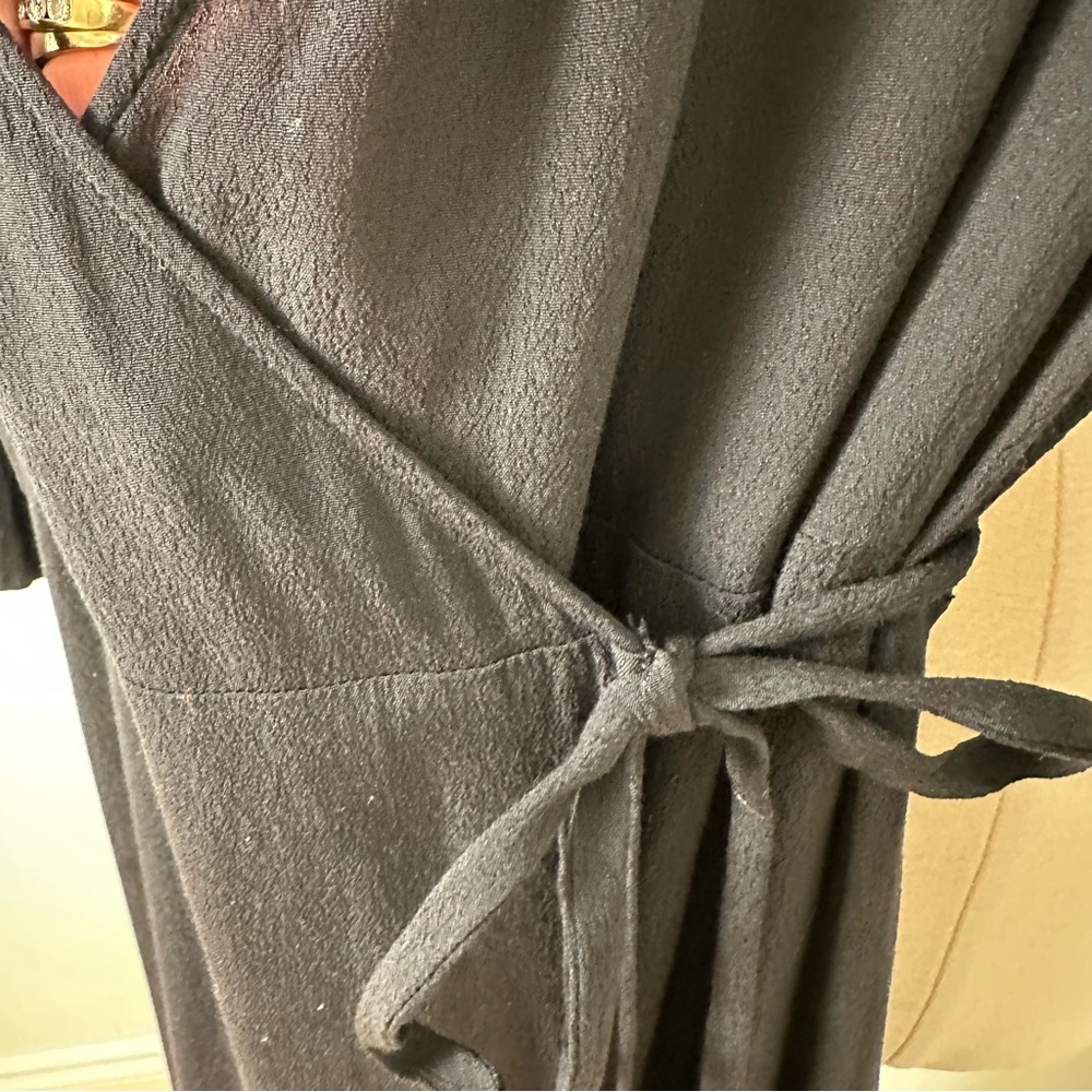 & Other Stories Black V-Neck Wraparound Midi w/3/4 Length Sleeves Sz 12 - Picture 11 of 11